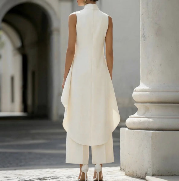 Valentina | Mono elegante con top de cuello alto drapeado